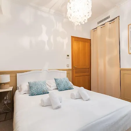 Vakantiehuis Le Pavillon Ponthieu - Champs-elysees *