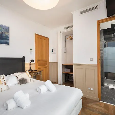 Le Pavillon Ponthieu - Champs-elysees