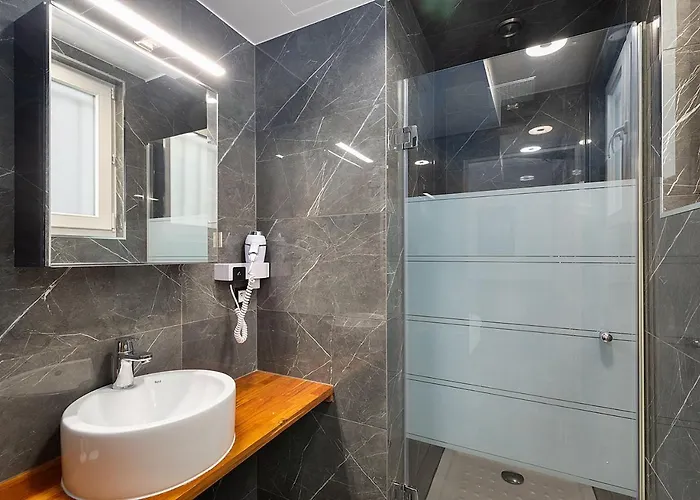 Feriehus Le Pavillon Ponthieu - Champs-elysees Paris