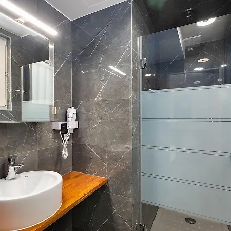 Holiday home Le Pavillon Ponthieu - Champs-elysees Paris