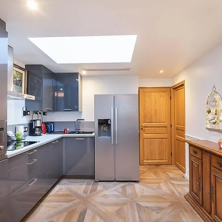 Holiday home Le Pavillon Ponthieu - Champs-elysees